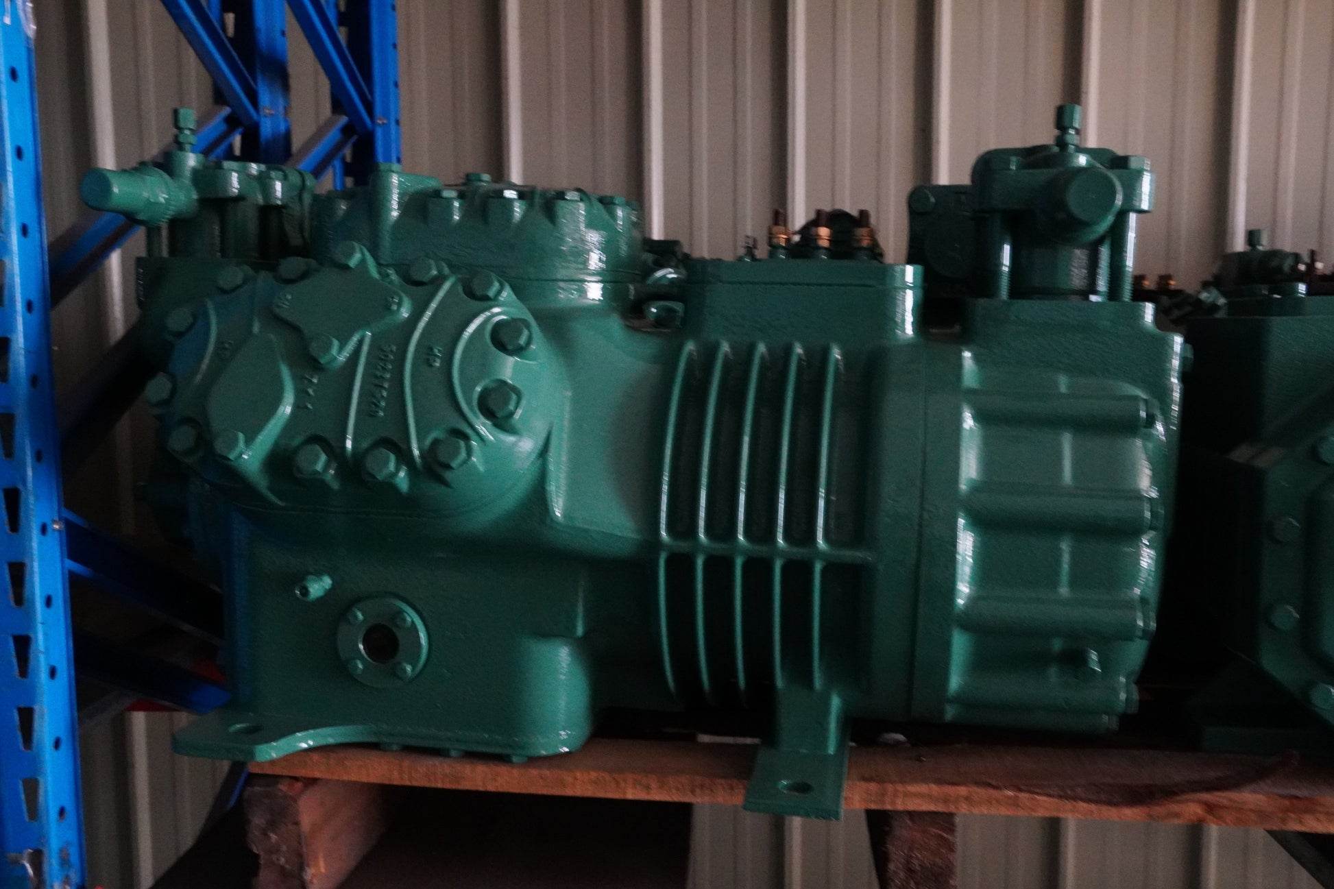 High-Quality New Bitzer 6JE-33Y-40P 6-Cylinder Semi-Hermetic Compressor, 95–115 m³/h, R134a/R407C/R404A/R507A/R22/R1234yf/R1234ze/R454C Refrigeration - JX Refrigeration Equipment