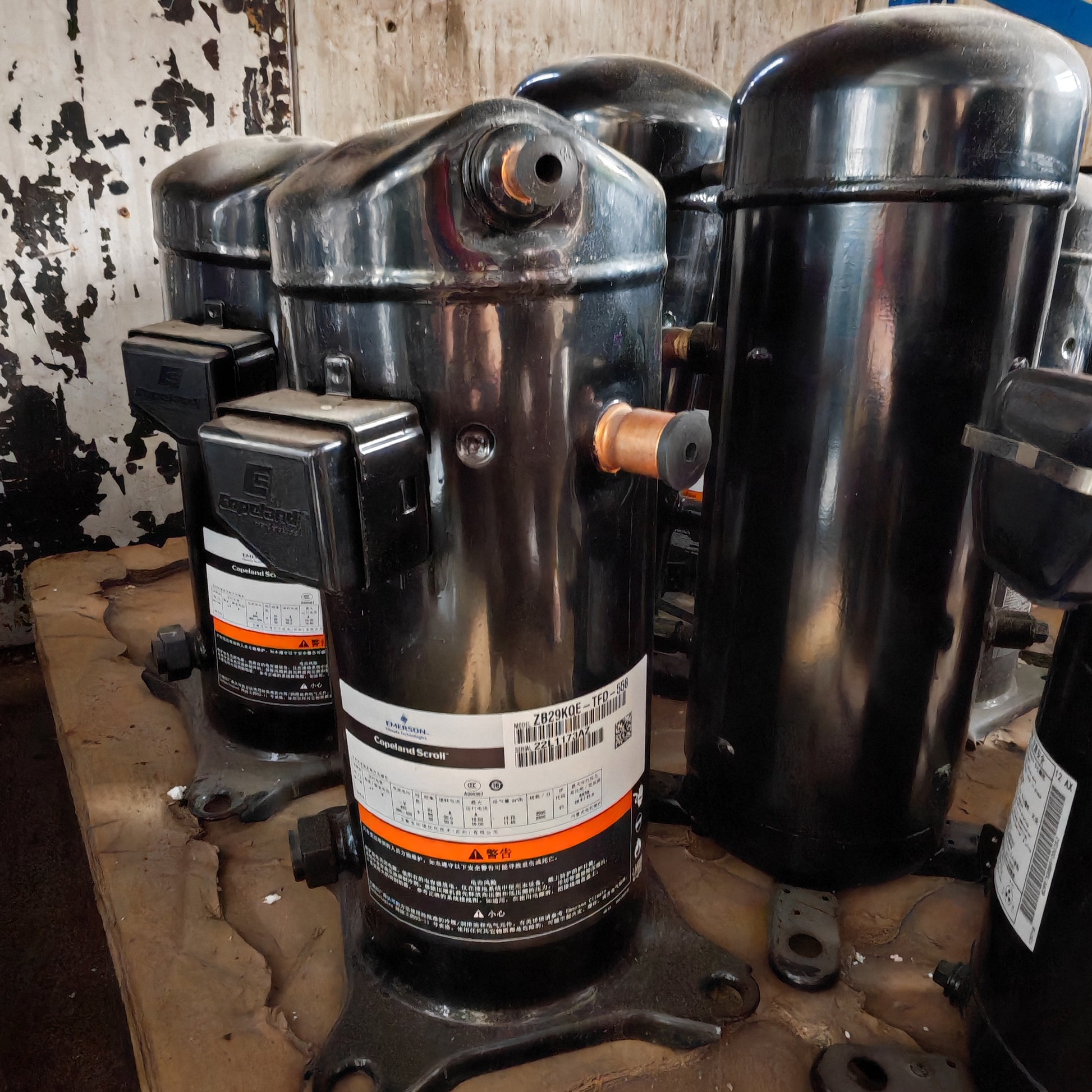 High-performance ZB29KQ-TFD scroll compressor 46200 BTU, 10.7 EER, 60Hz 460V and 37000 BTU 50Hz for R22 high-temperature air conditioning systems. - JX Refrigeration Equipment